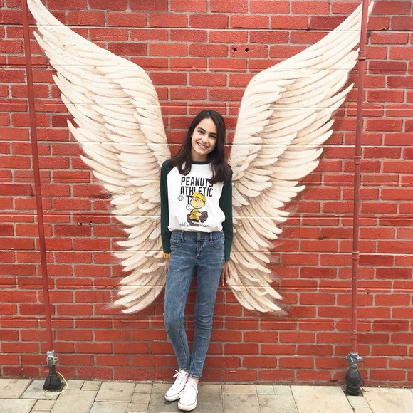 Meet your Posher, Breanna - Picture 2 of 10